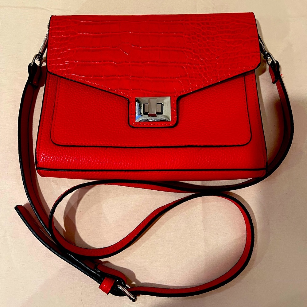 Authentic Steven Madden Red leather crossbody bag